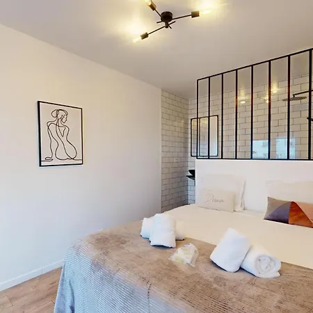 Apartment 199 Monopoly - Superb In