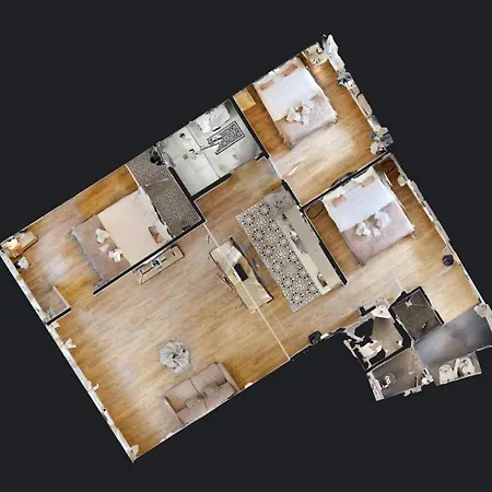 Apartman 199 Monopoly - Superb In